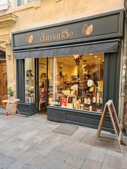Damande, Magasin de Bonbons à Arles